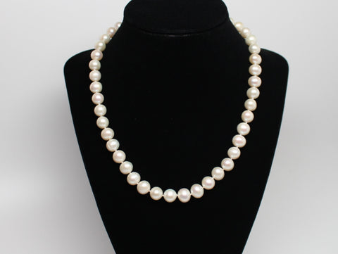 Stunning Authentic Pearl Necklace with .925 Silver Clasp