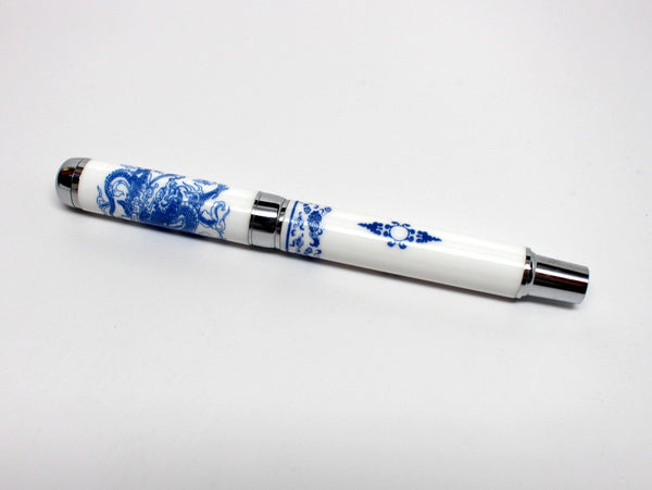 Handsome and Regal Dragon Ballpoint Pen with Case